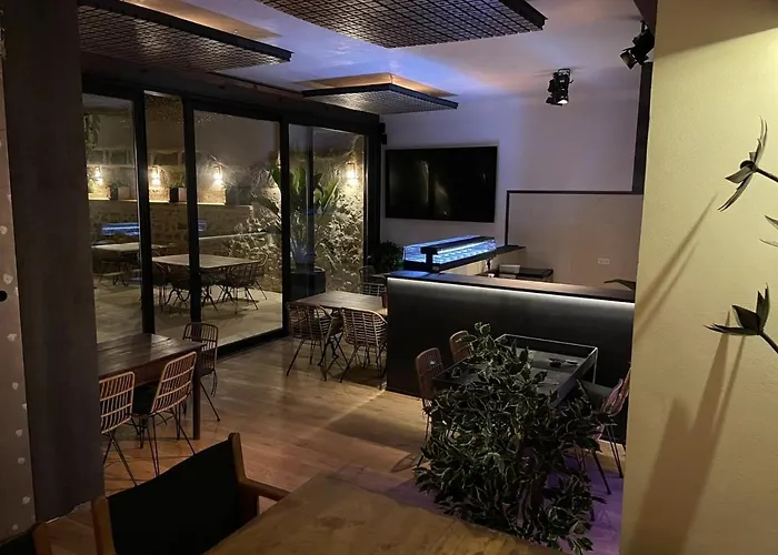 Petit Hotel C'an Mel