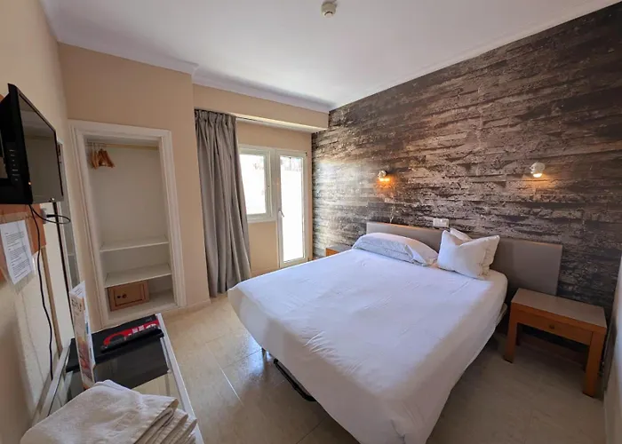 Hostal Mar Del Plata (Adults Only)